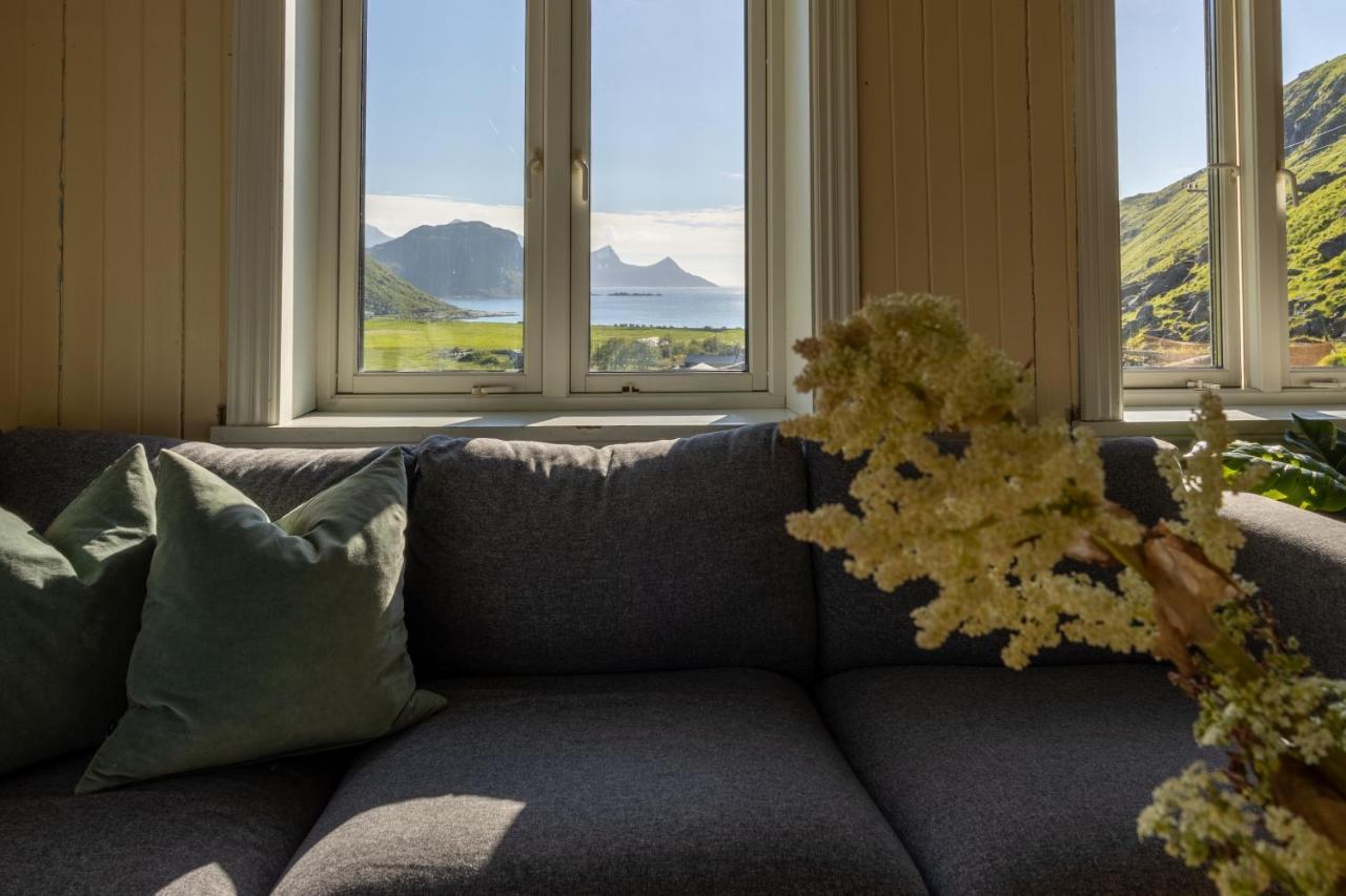 Feriehus Med Flott Havutsikt Ved Hauklandstranden Leknes Exterior photo